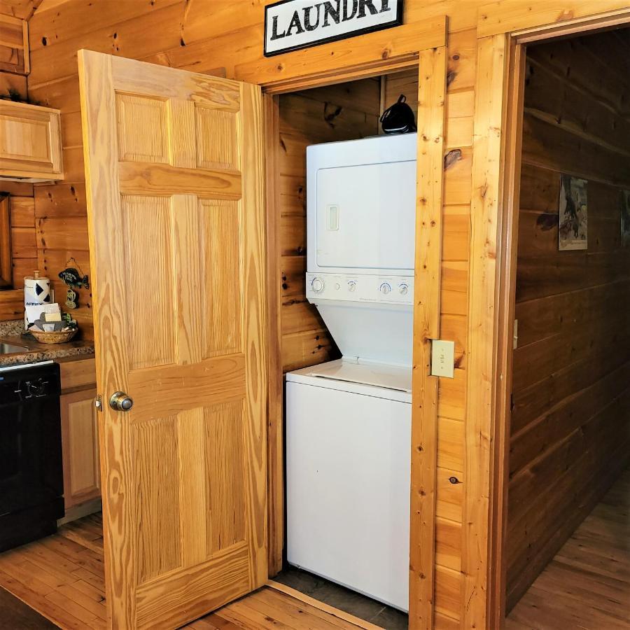 Skinny Dippin'-River Front- Free Tickets-Dog Friendly-Sleeps 6 비둘기 포지 외부 사진